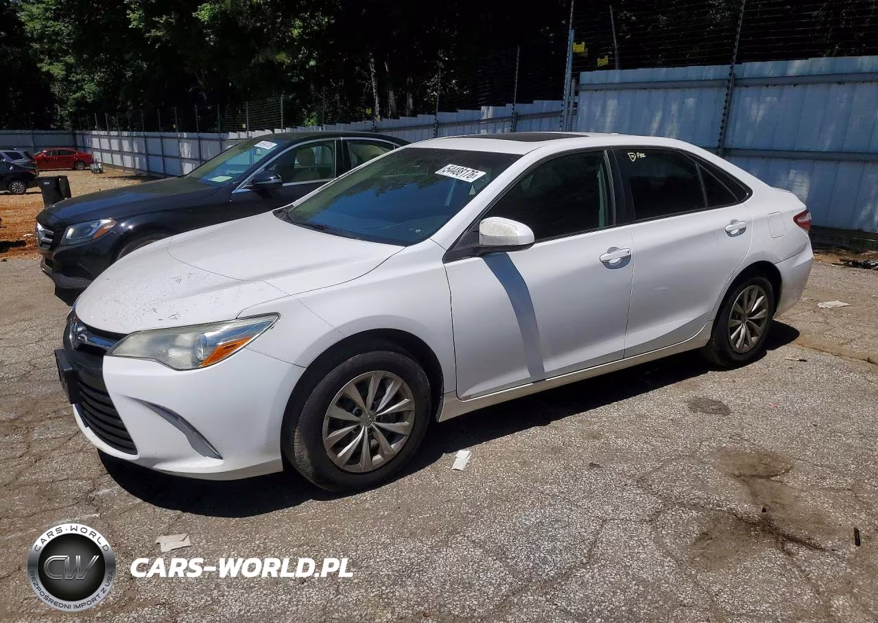 2015 Toyota Camry Le