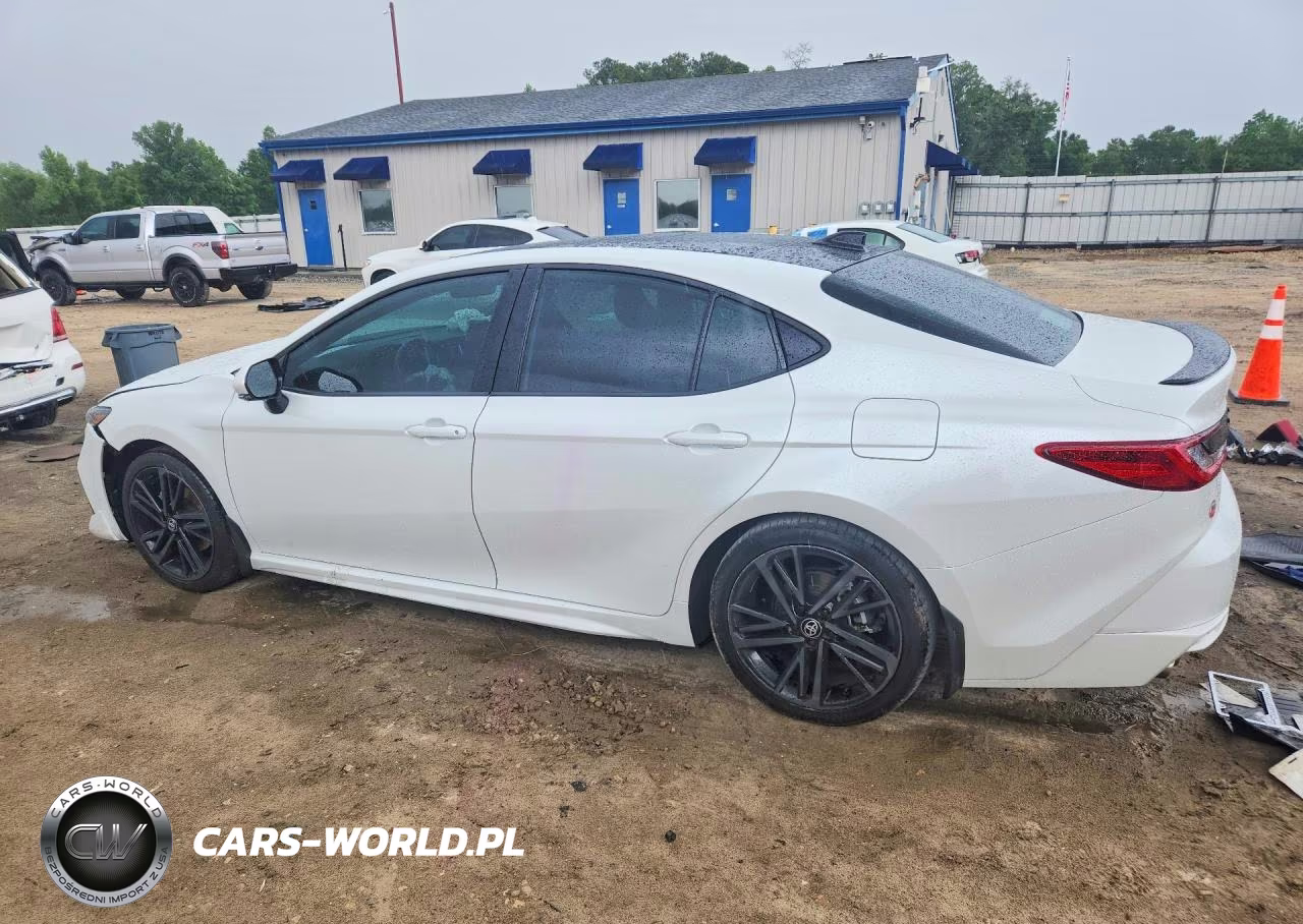 2025 Toyota Camry Xse VIN:4T1DAACK8SU064215 - 2