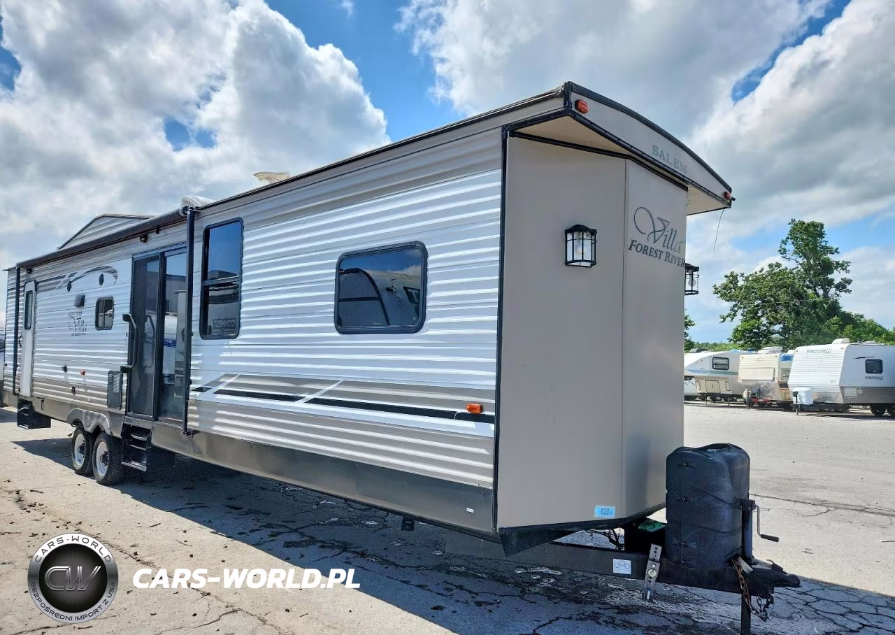 2018 Forest River Salem Villa Camper