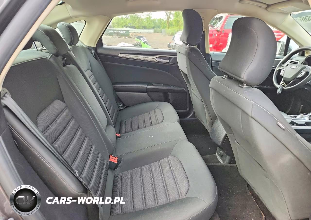2018 Ford Fusion Se VIN:3FA6P0H76JR270770 - 10