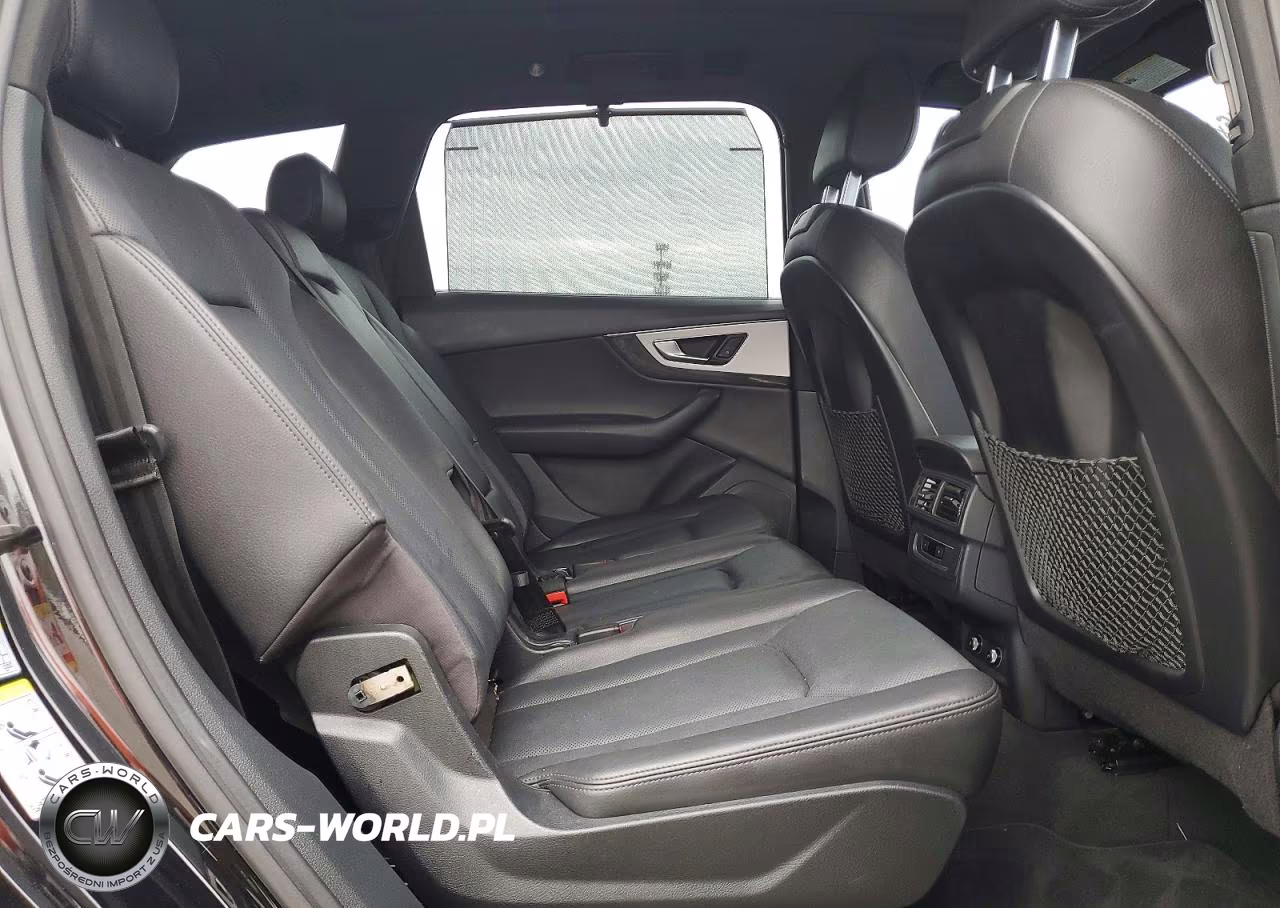 2018 Audi Q7 Premium Plus VIN:WA1LHAF75JD020801 - 11