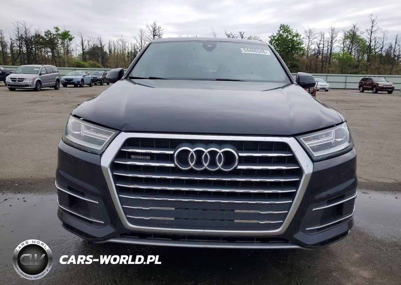 2018 Audi Q7 Premium Plus VIN:WA1LHAF75JD020801 - 5