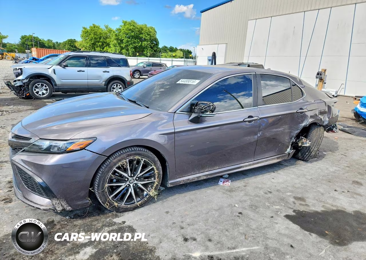 2023 Toyota Camry Se – zdjęcie 1 z 13