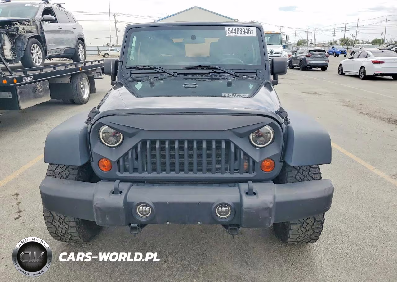 2013 Jeep Wrangler Sport VIN:1C4AJWAG7DL657933 - 5
