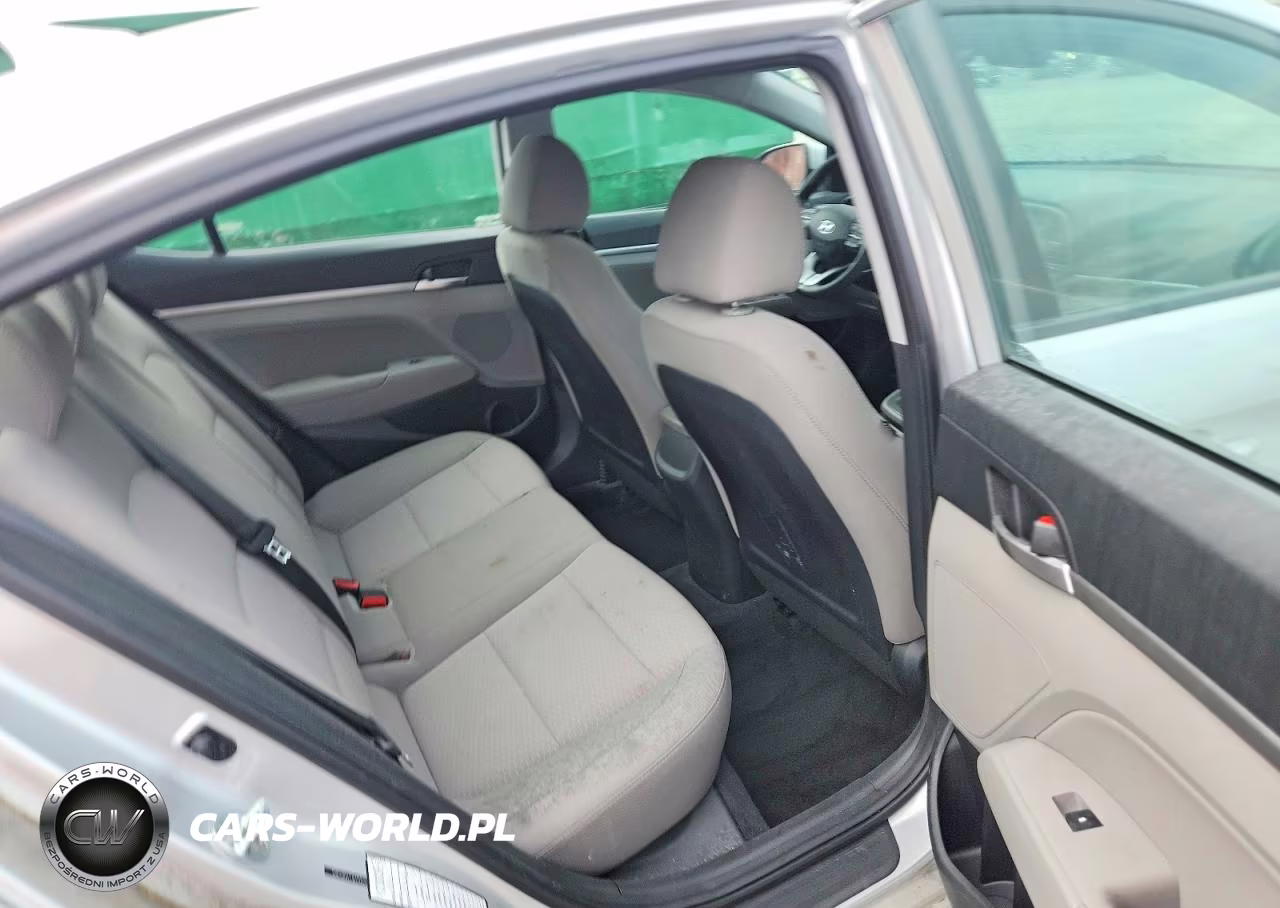 2019 Hyundai Elantra Sel VIN:5NPD84LF1KH482811 - 10