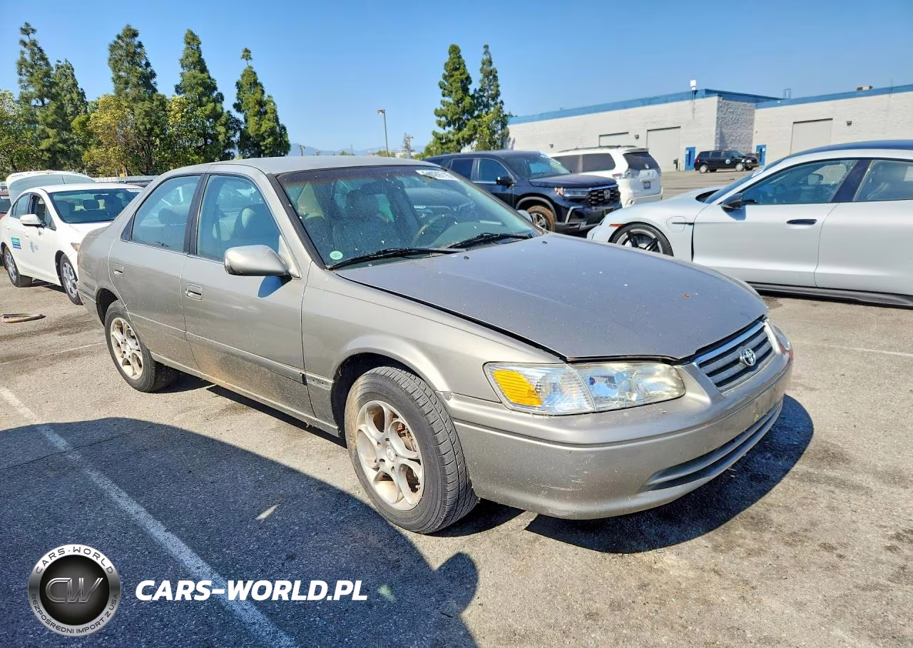2000 Toyota Camry VIN:JT2BG22K3Y0438367 - 4