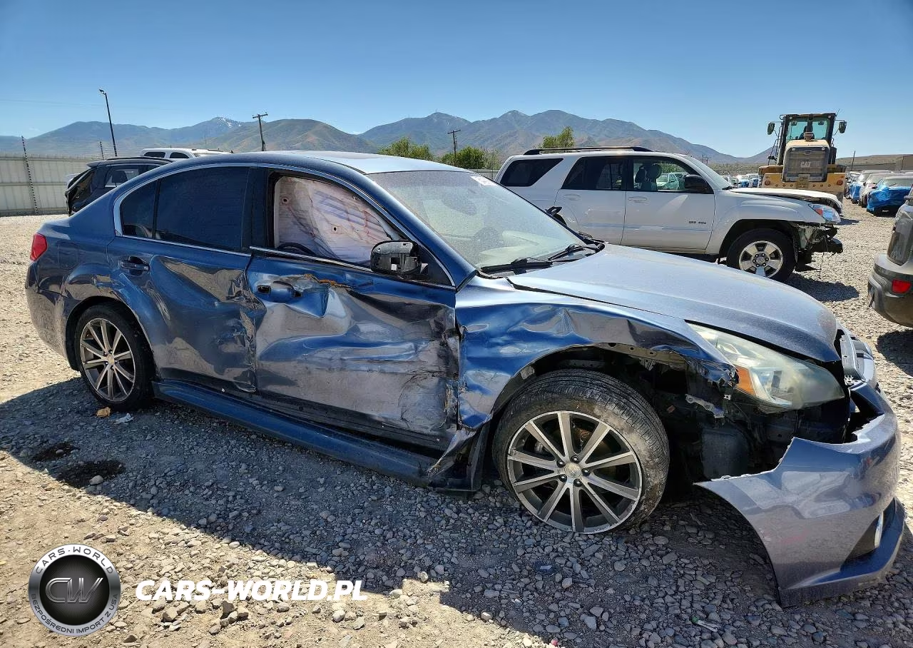 2013 Subaru Legacy 2.5I Premium VIN:4S3BMCG63D3040358 - 4
