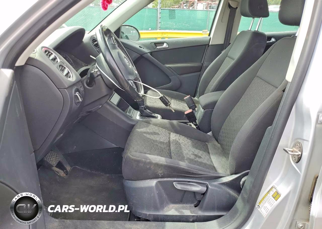 2014 Volkswagen Tiguan S VIN:WVGAV3AX0EW623847 - 7