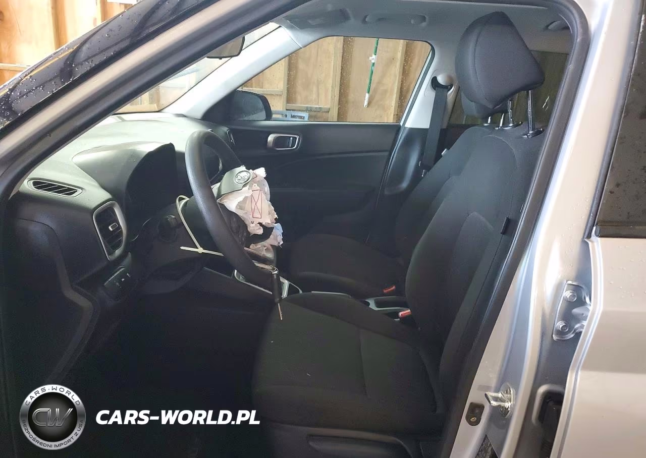 2022 Hyundai Venue Se VIN:KMHRB8A3XNU156826 - 7