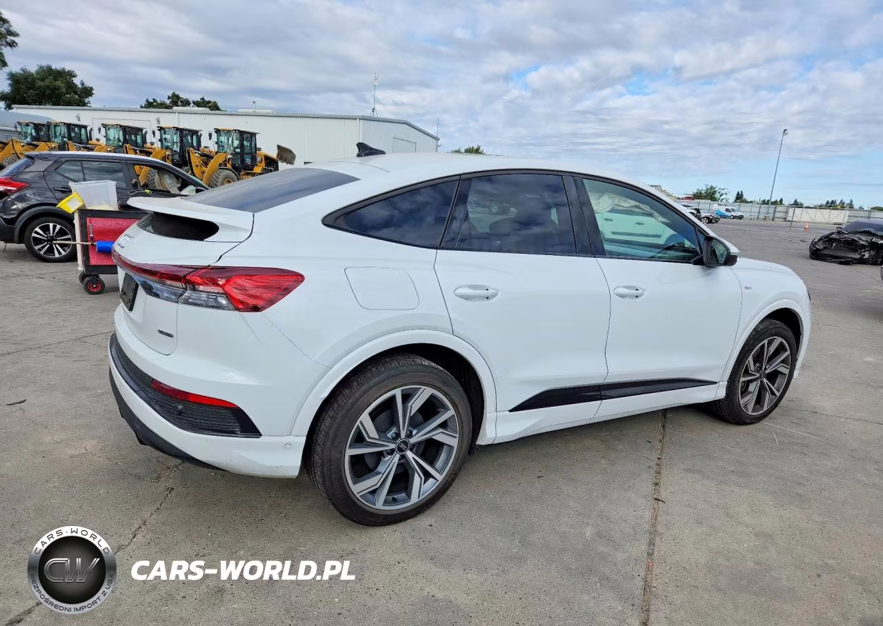 2024 Audi Q4 E-Tron Sportback Premium Plus VIN:WA13UBFZ2RP057561 - 3