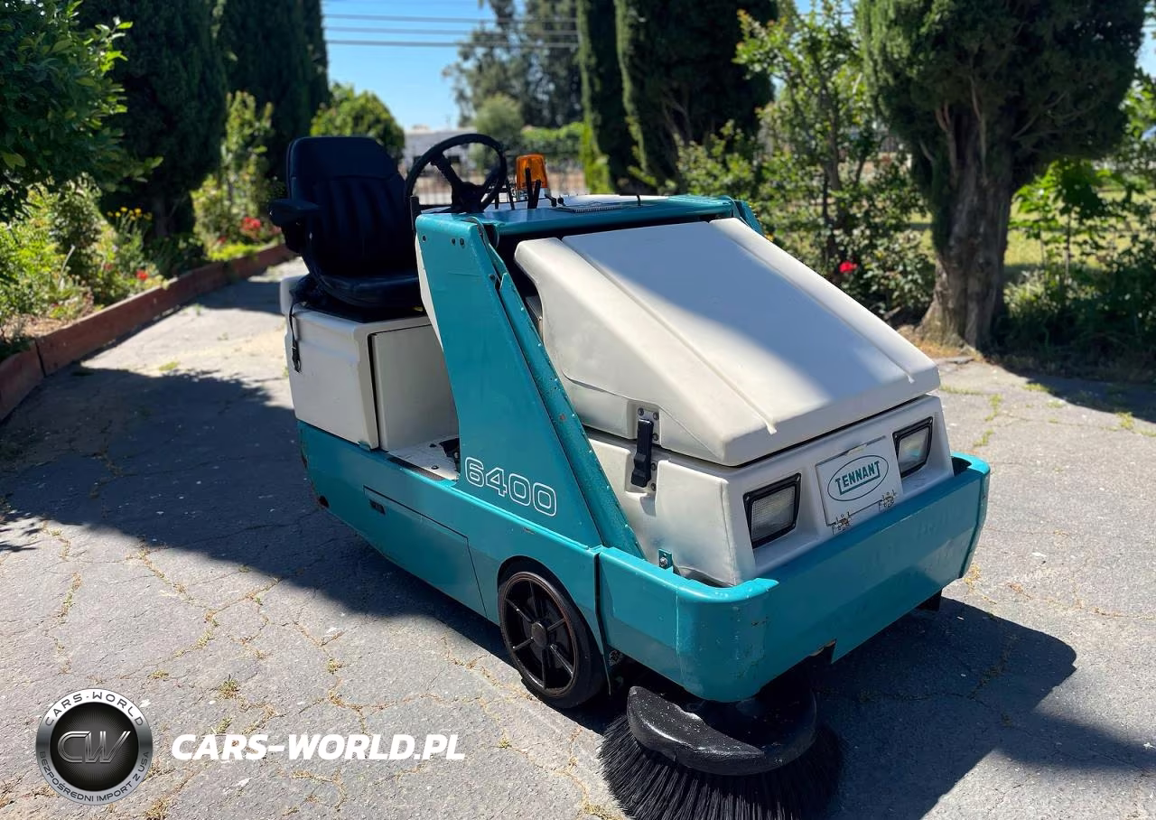 2008 Tennant 6400 Brooms And Sweepers Sweeper