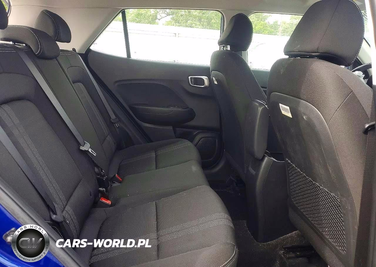 2021 Hyundai Venue Sel VIN:KMHRC8A36MU126315 - 10