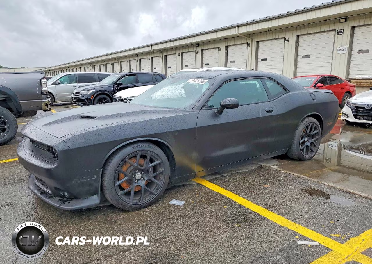 2015 Dodge Challenger R – zdjęcie 1 z 12
