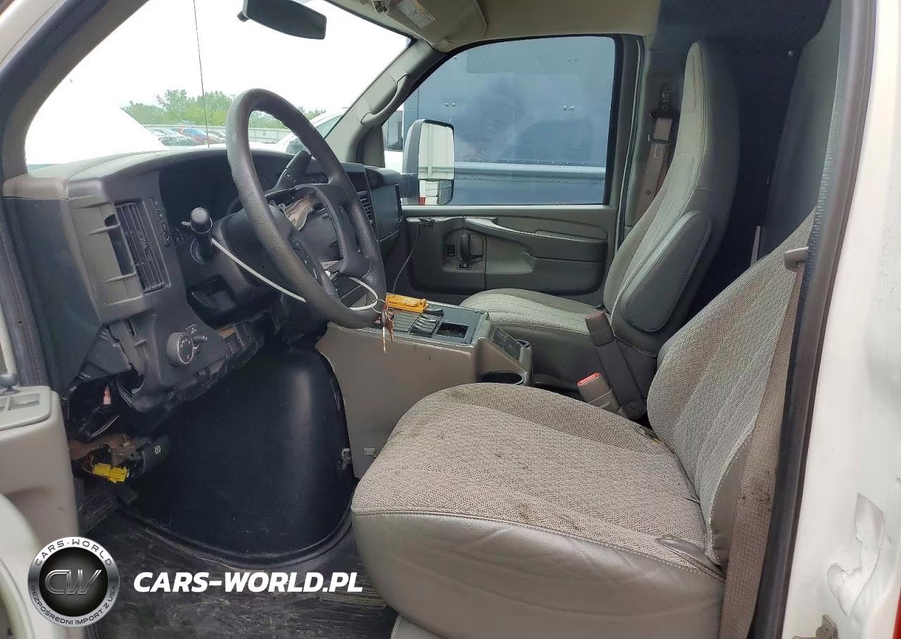 2012 Chevrolet Express G4500 VIN:1GB6G5CL7C1172859 - 7