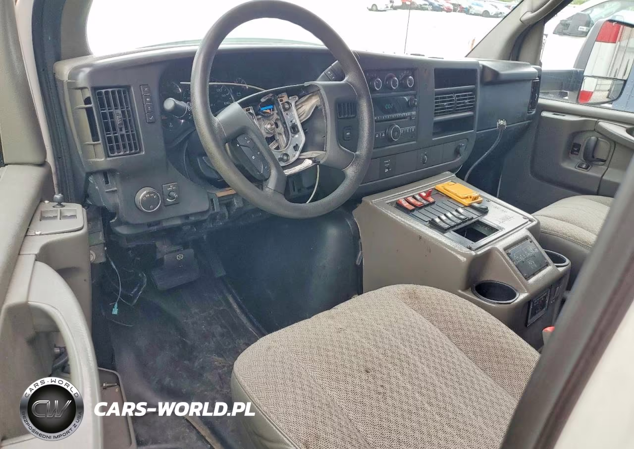 2012 Chevrolet Express G4500 VIN:1GB6G5CL7C1172859 - 8
