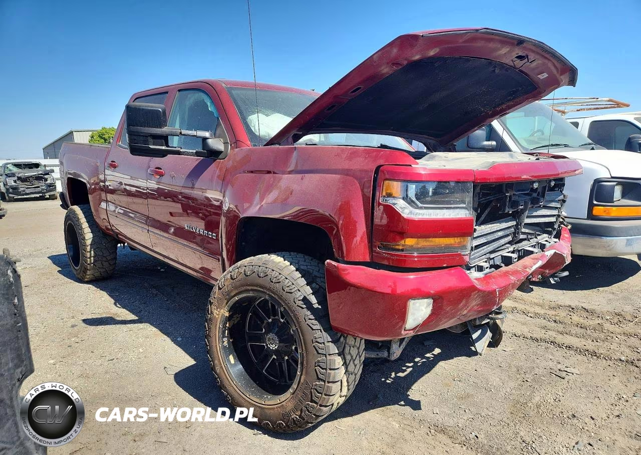 2018 Chevrolet Silverado K1500 Lt VIN:3GCUKREC8JG331313 - 4