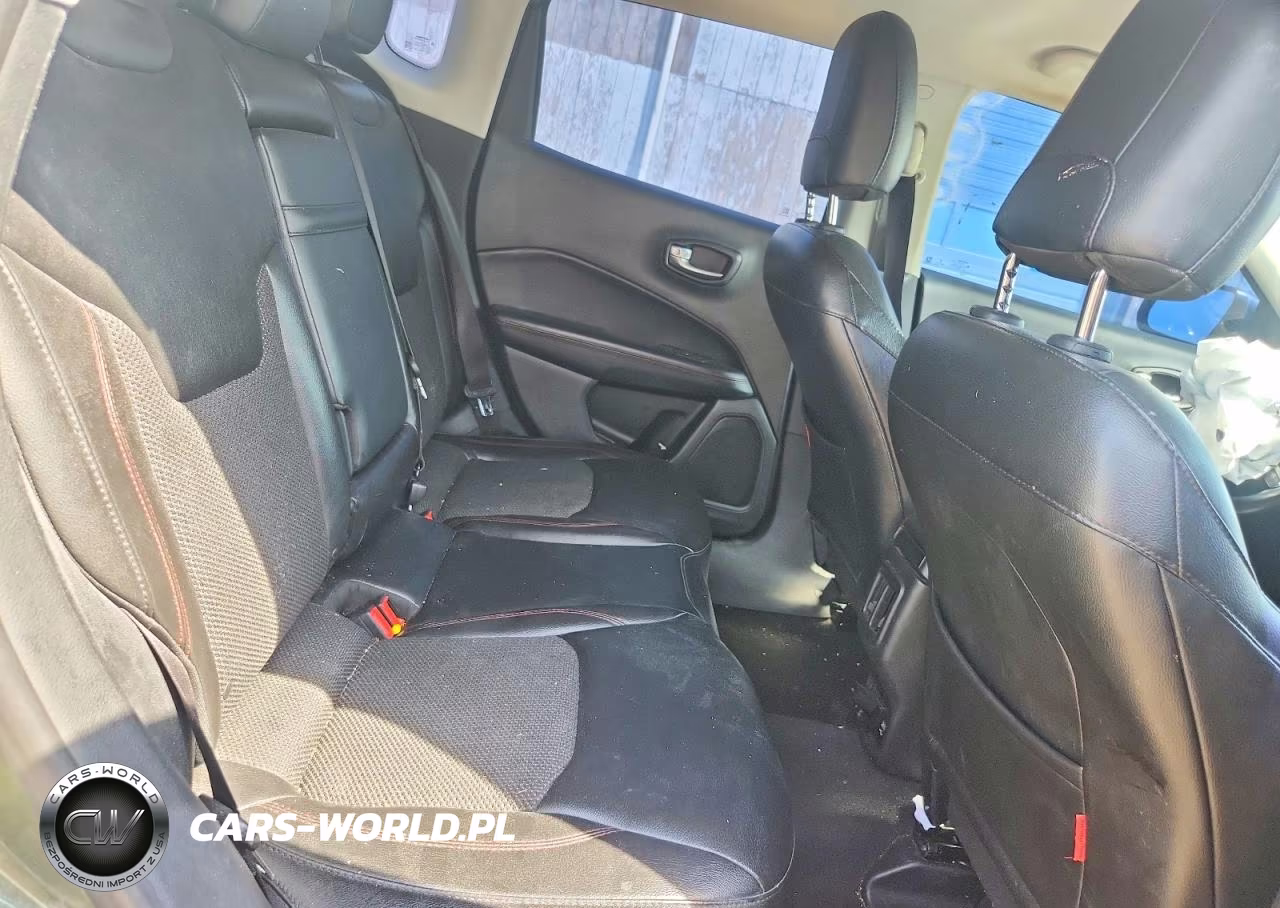 2018 Jeep Compass Trailhawk VIN:3C4NJDDB4JT373648 - 11