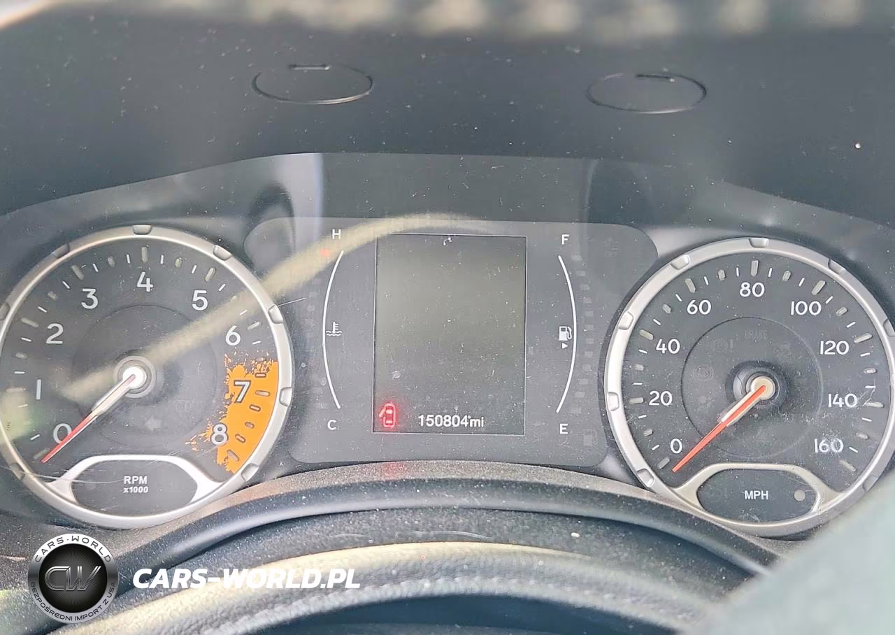 2017 Jeep Renegade Latitude VIN:ZACCJBBB7HPG49935 - 9