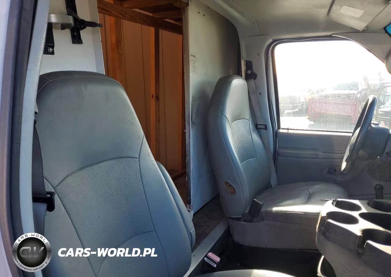 2007 Ford E450 Box Truck VIN:1FDXE45P27DA56002 - 11