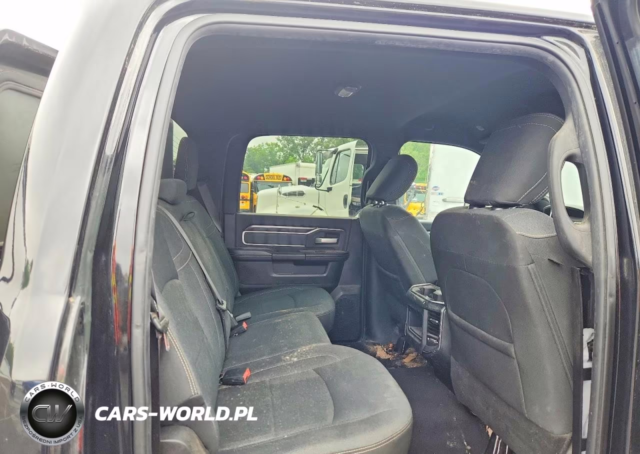 2019 Ram 2500 Big Horn VIN:3C6UR5JJ2KG539088 - 10