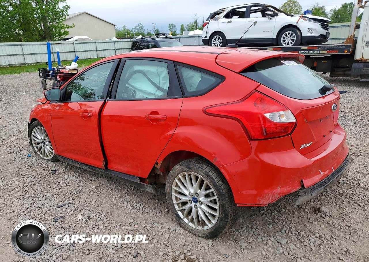 2013 Ford Focus S VIN:1FADP3K28DL330332 - 2