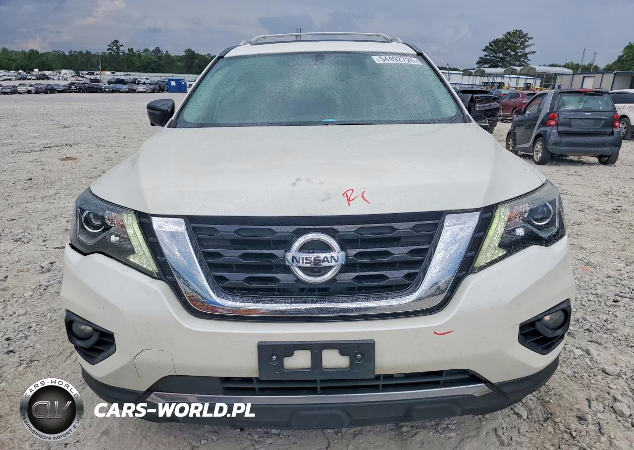 2017 Nissan Pathfinder Platinum VIN:5N1DR2MN2HC694835 - 5
