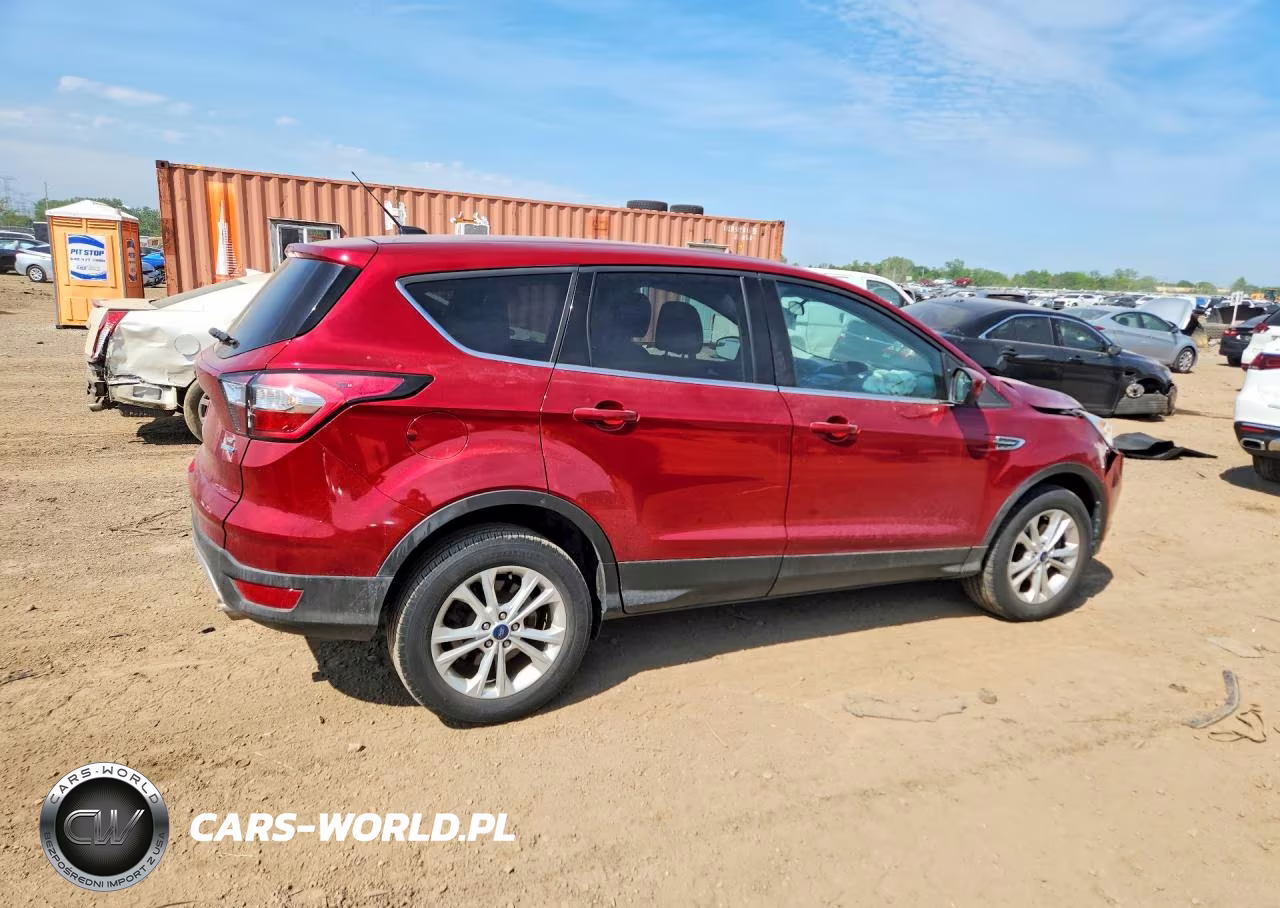 2017 Ford Escape Se VIN:1FMCU9GD7HUE66667 - 3