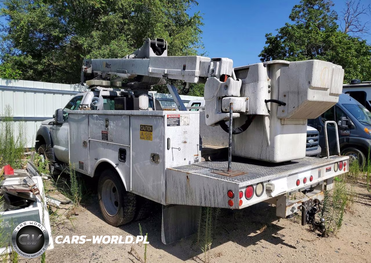 2013 Ford F550 Super Duty Bucket Truck VIN:1FDUF5GY6DEB89136 - 2