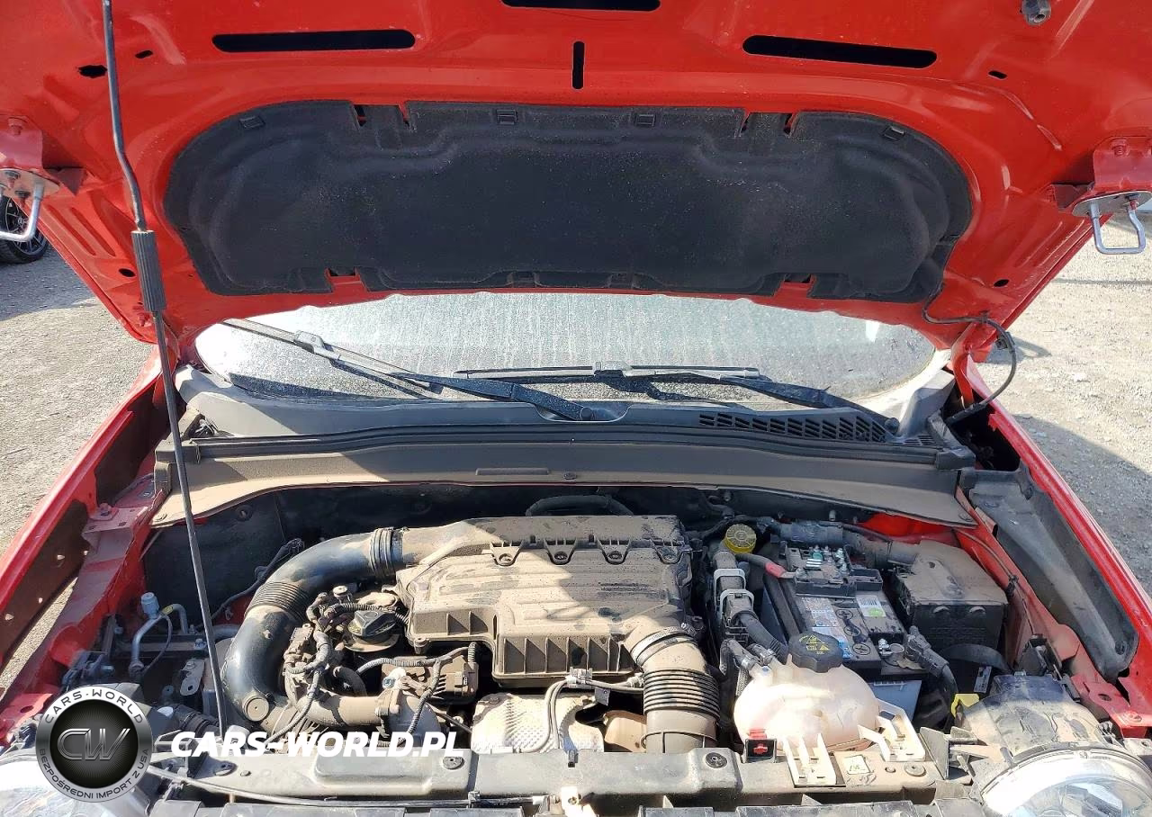 2022 Jeep Renegade Latitude VIN:ZACNJDB18NPN64882 - 13