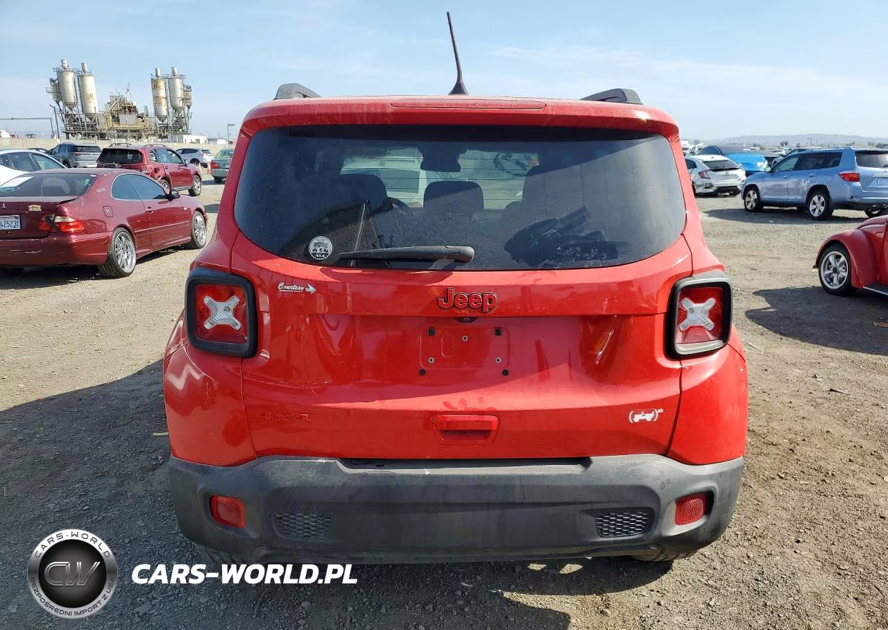 2022 Jeep Renegade Latitude VIN:ZACNJDB18NPN64882 - 6
