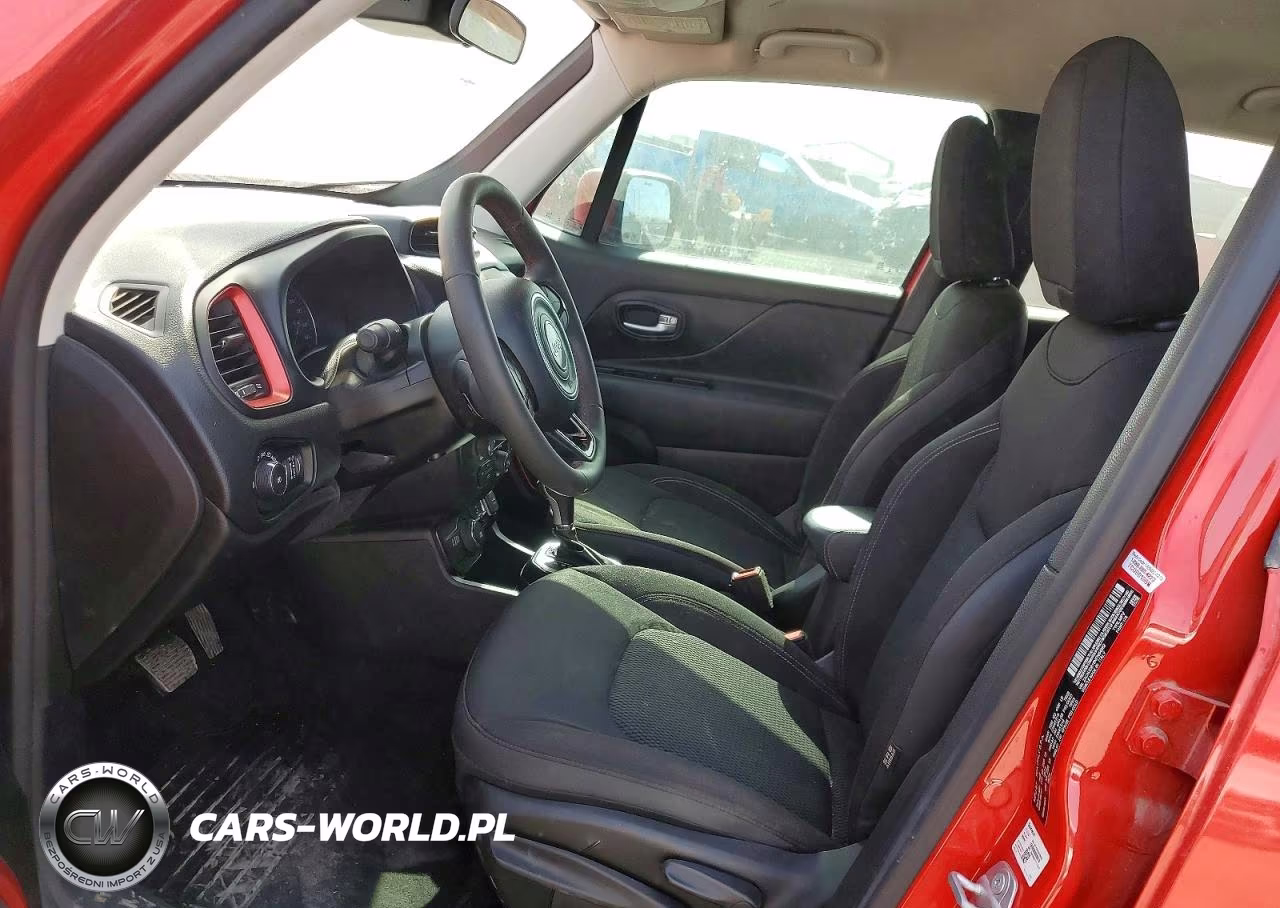 2022 Jeep Renegade Latitude VIN:ZACNJDB18NPN64882 - 8