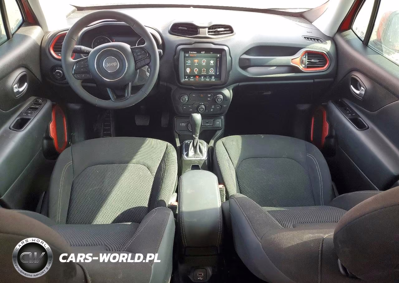 2022 Jeep Renegade Latitude VIN:ZACNJDB18NPN64882 - 9