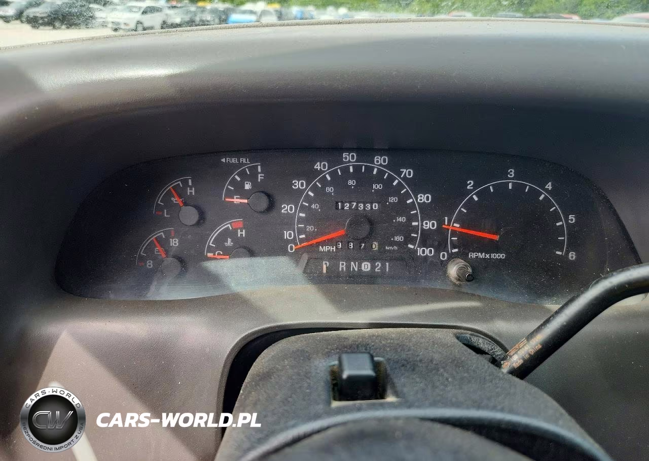 2000 Ford F450 Super Duty VIN:1FDXF46S8YED81992 - 8