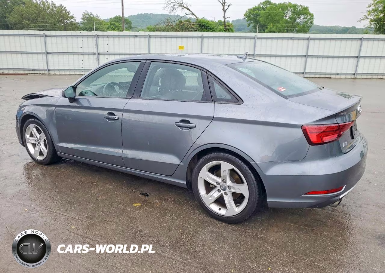 2017 Audi A3 Premium VIN:WAUB8GFF4H1065488 - 2
