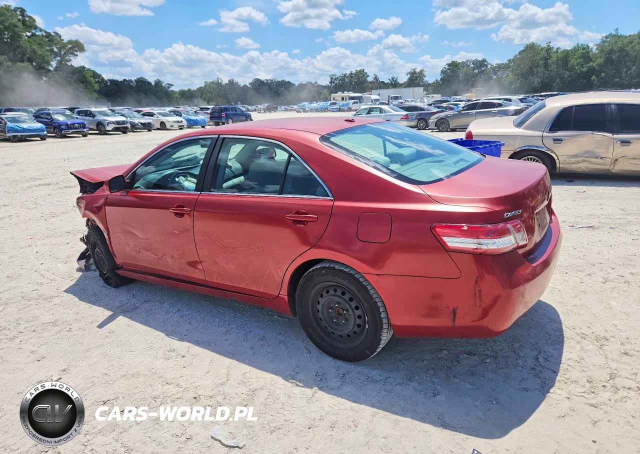 2010 Toyota Camry Le VIN:4T1BF3EK1AU579945 - 2
