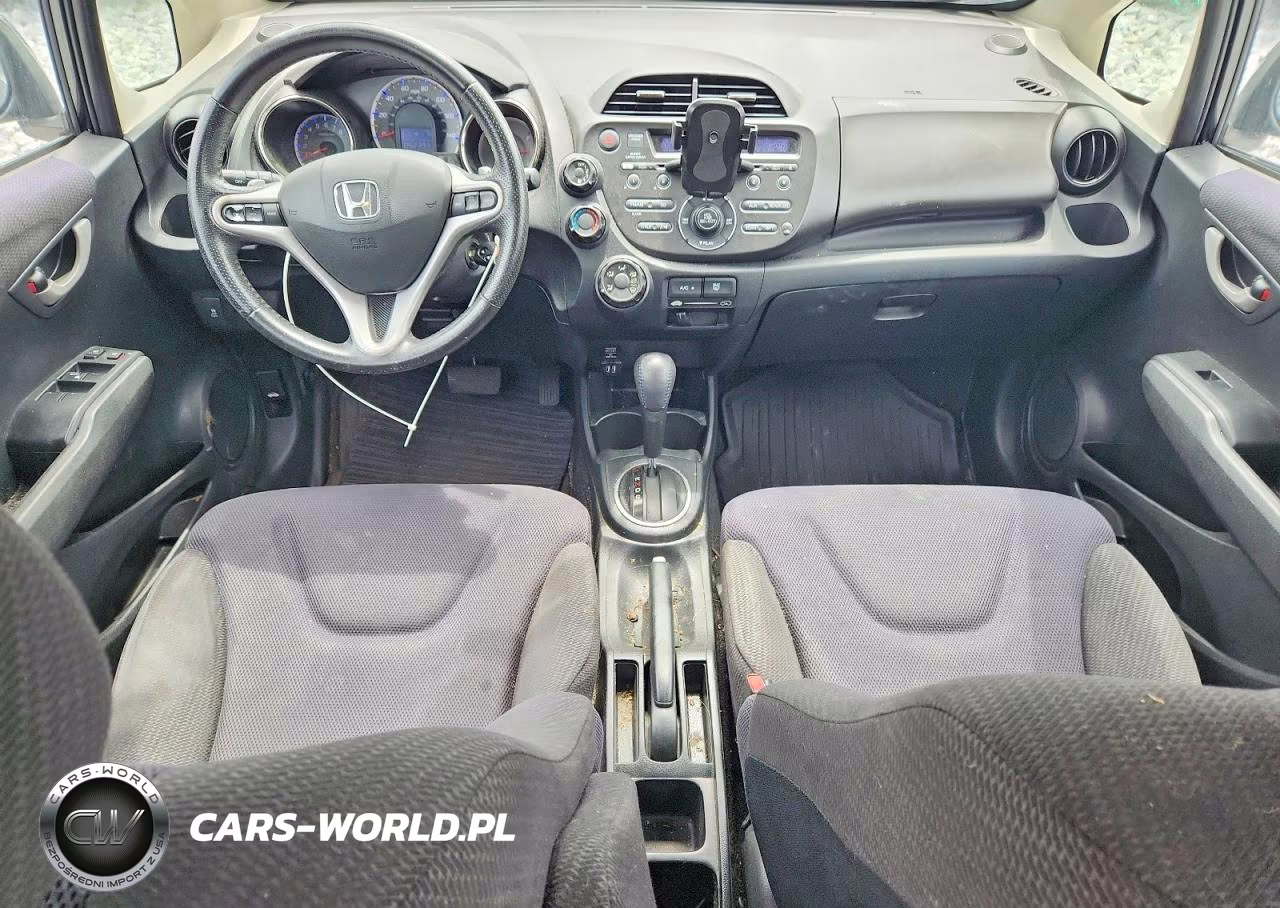 2013 Honda Fit Sport VIN:JHMGE8H54DC018227 - 8