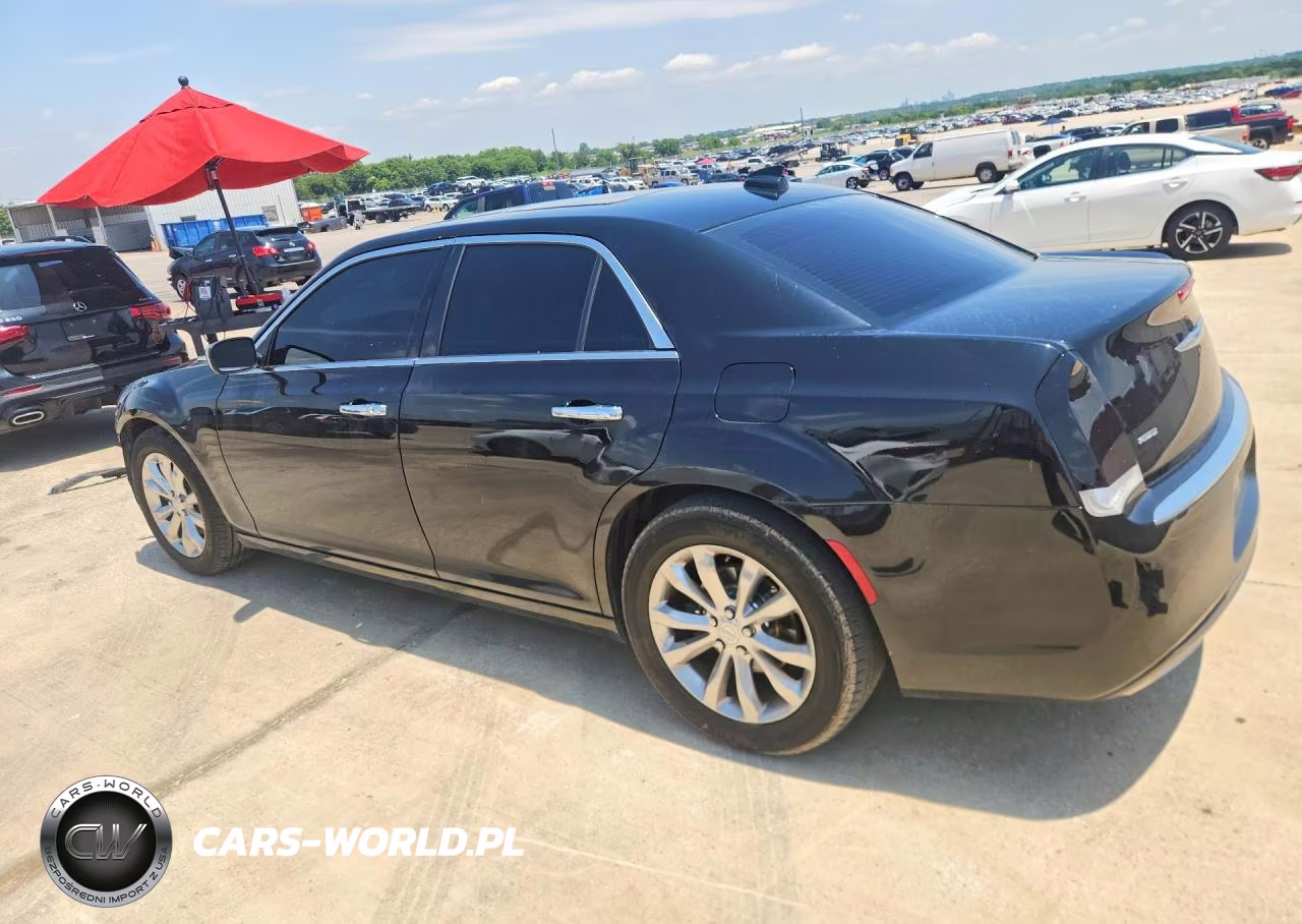 2020 Chrysler 300 Limited VIN:2C3CCAKG1LH116977 - 2