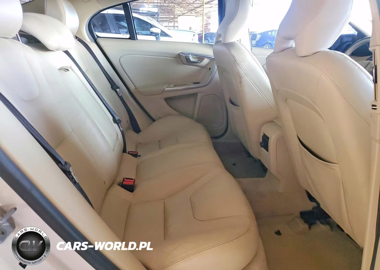 2016 Volvo S60 Premier VIN:YV126MFK2G2401467 - 10