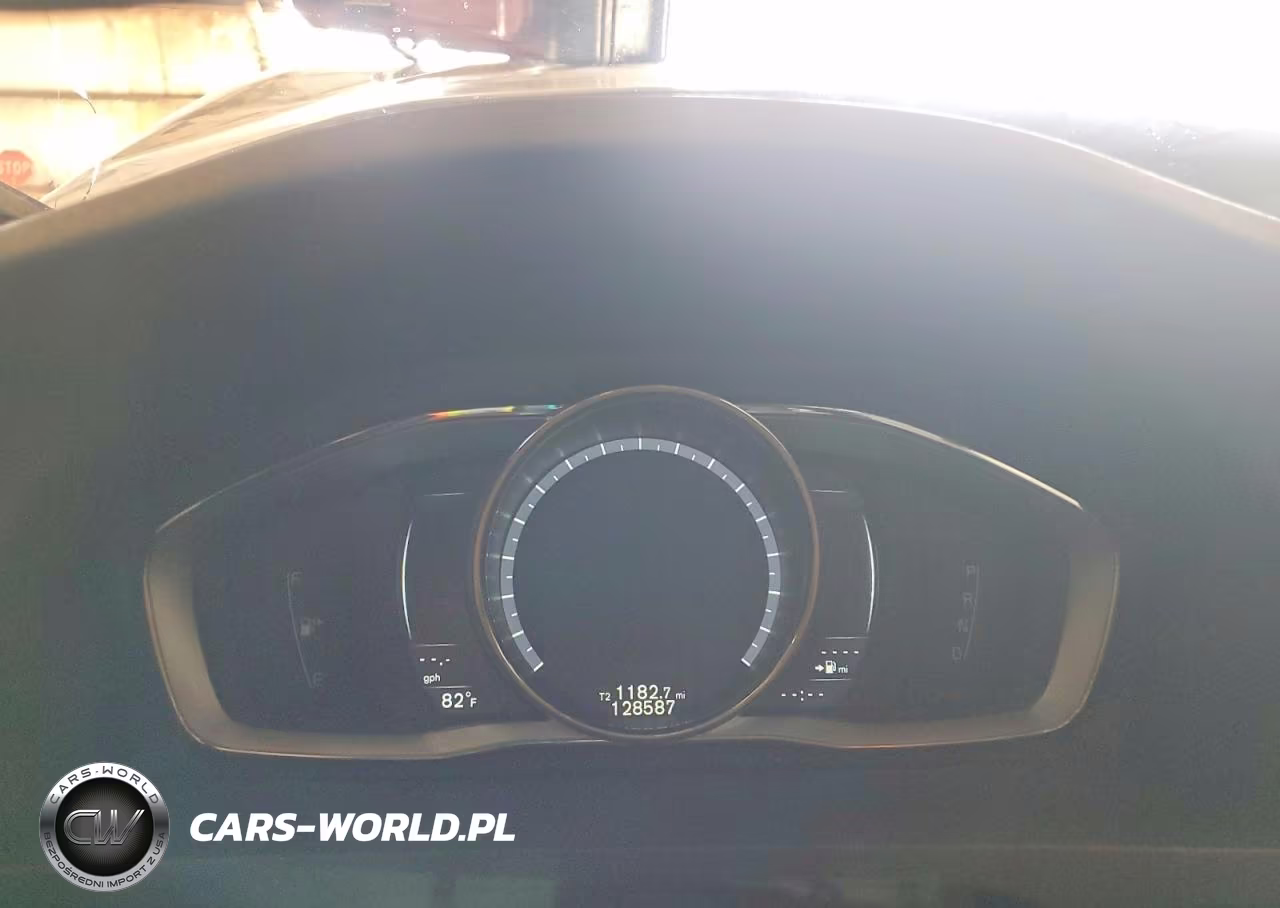 2016 Volvo S60 Premier VIN:YV126MFK2G2401467 - 9