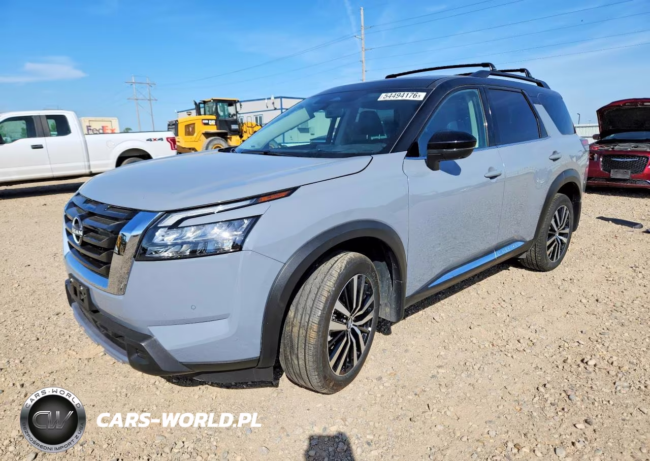 2025 Nissan Pathfinder Platinum – zdjęcie 1 z 14