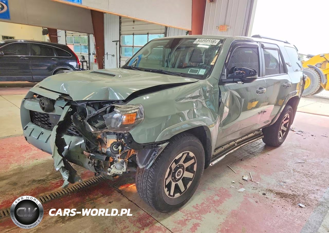 2022 Toyota 4 Runner – zdjęcie 1 z 12