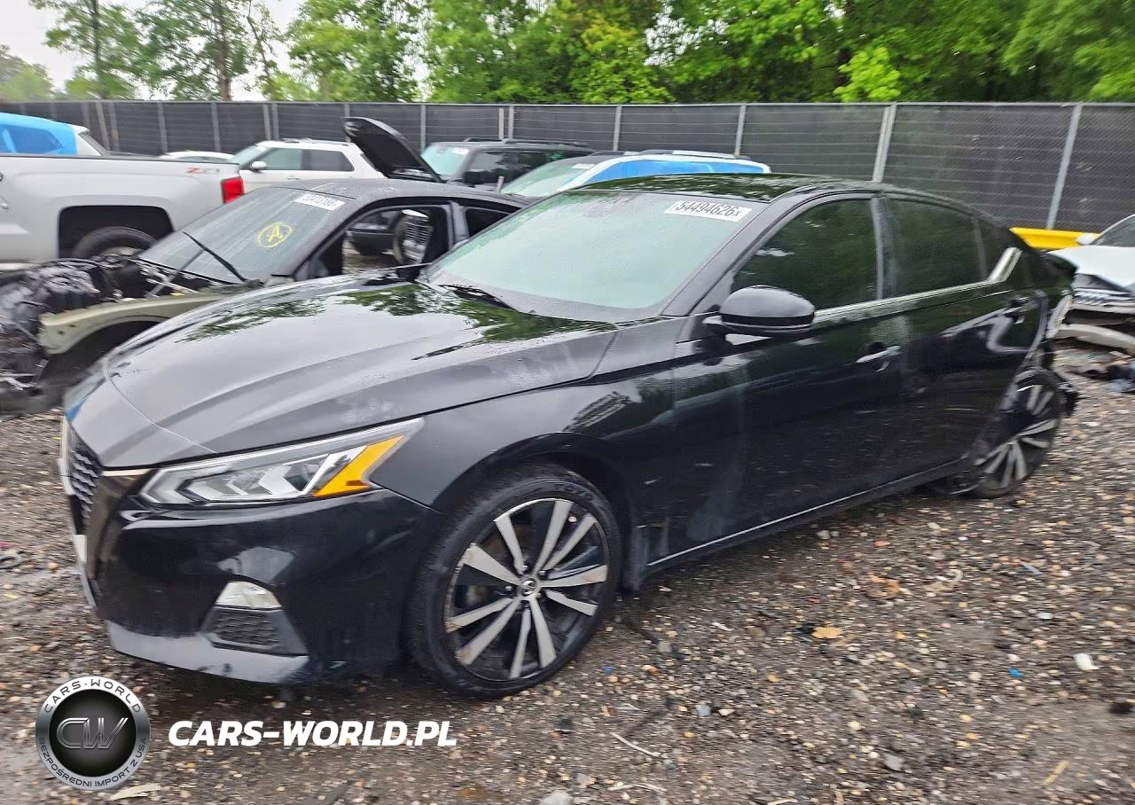 2021 Nissan Altima Sr