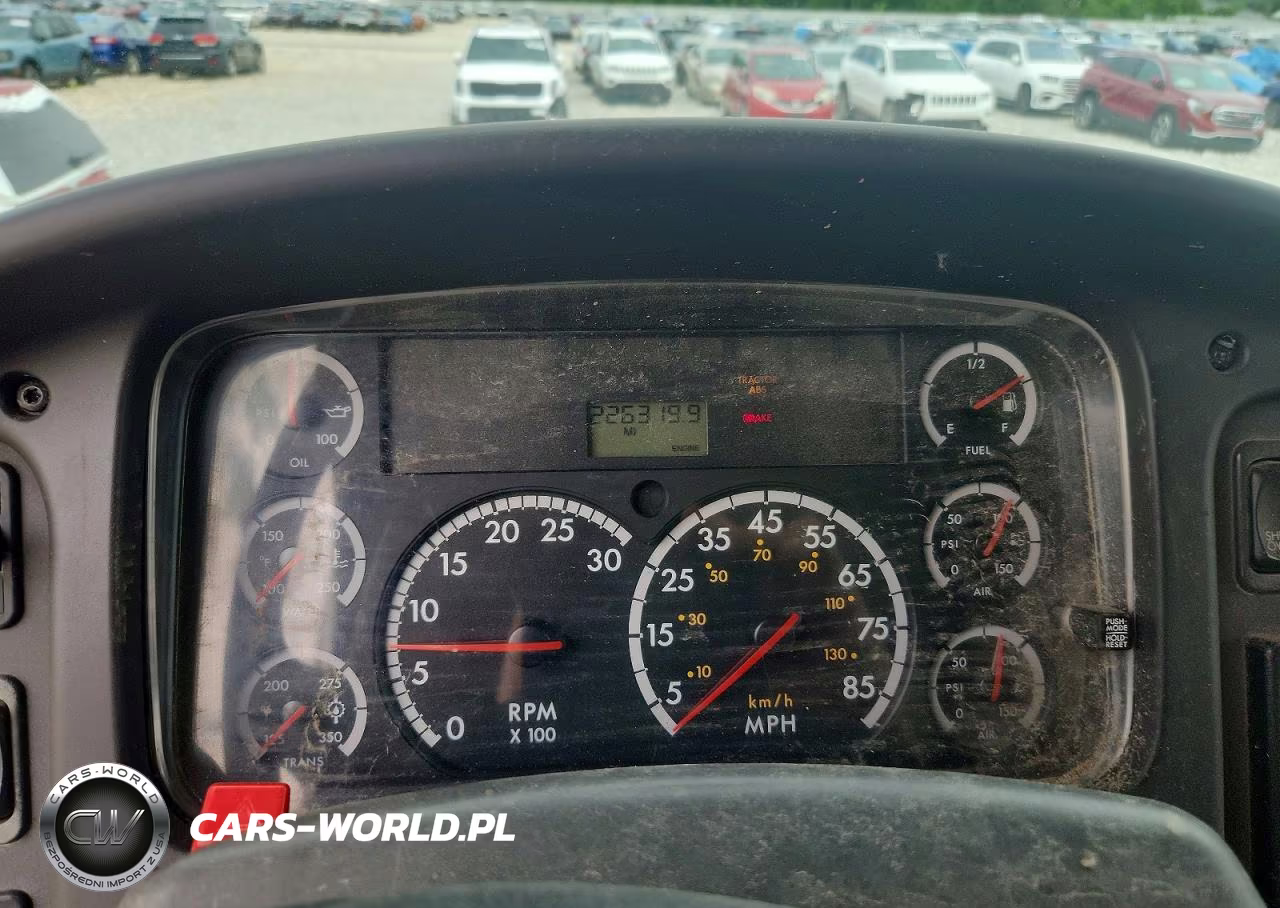 2006 Freightliner M2 106 Medium Duty VIN:1FVHCYDJ36HV72223 - 8