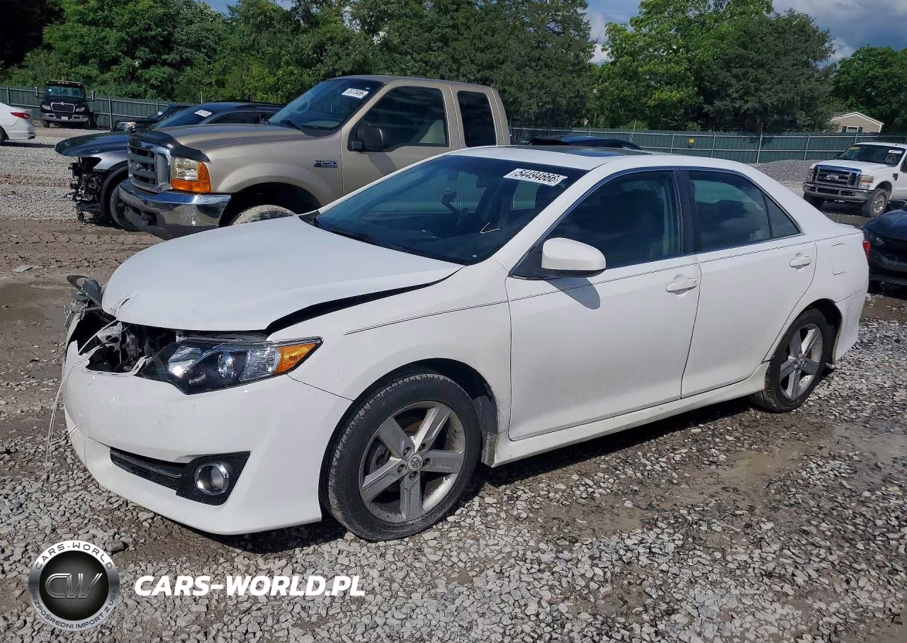 2012 Toyota Camry Se – zdjęcie 1 z 13