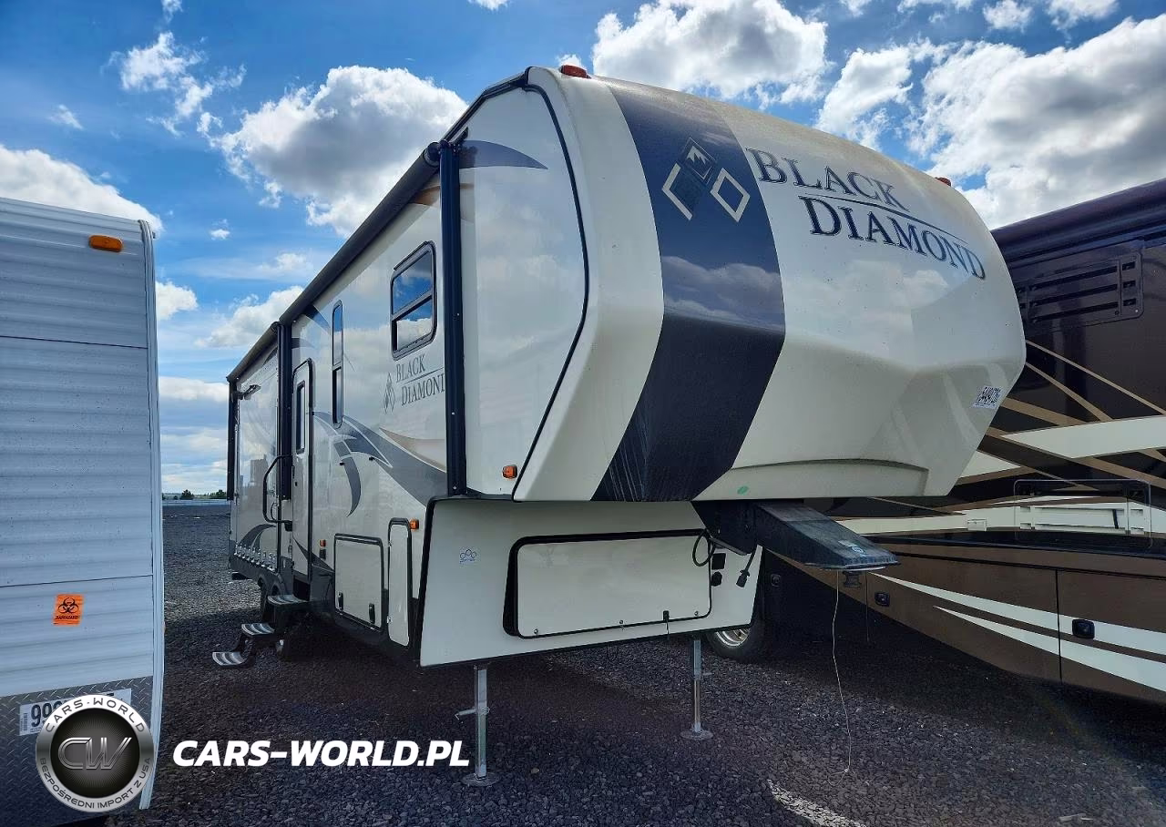 2017 Forrest River Trailers
