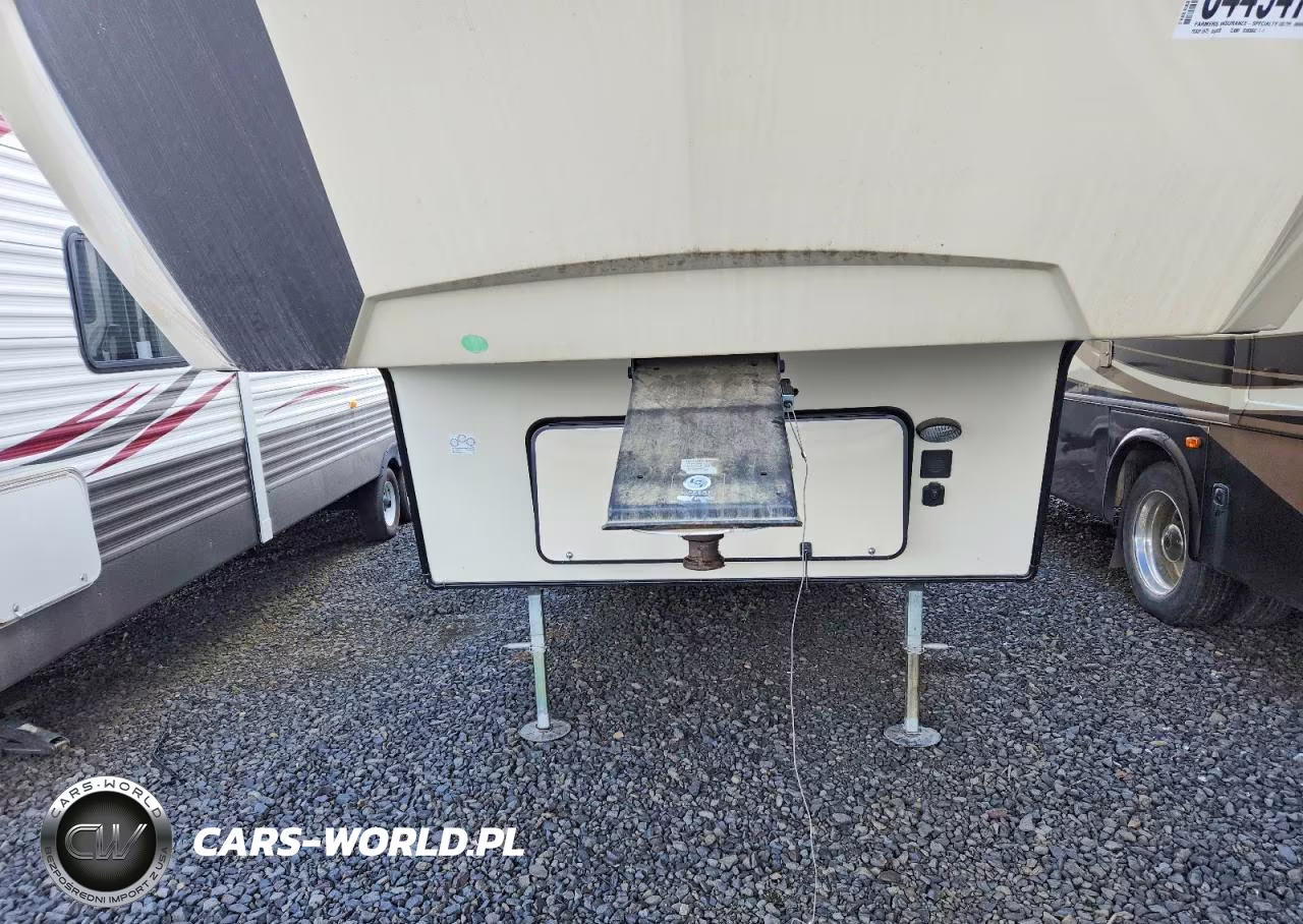 2017 Forrest River Trailers VIN:5ZT3BDUB9HG000817 - 7