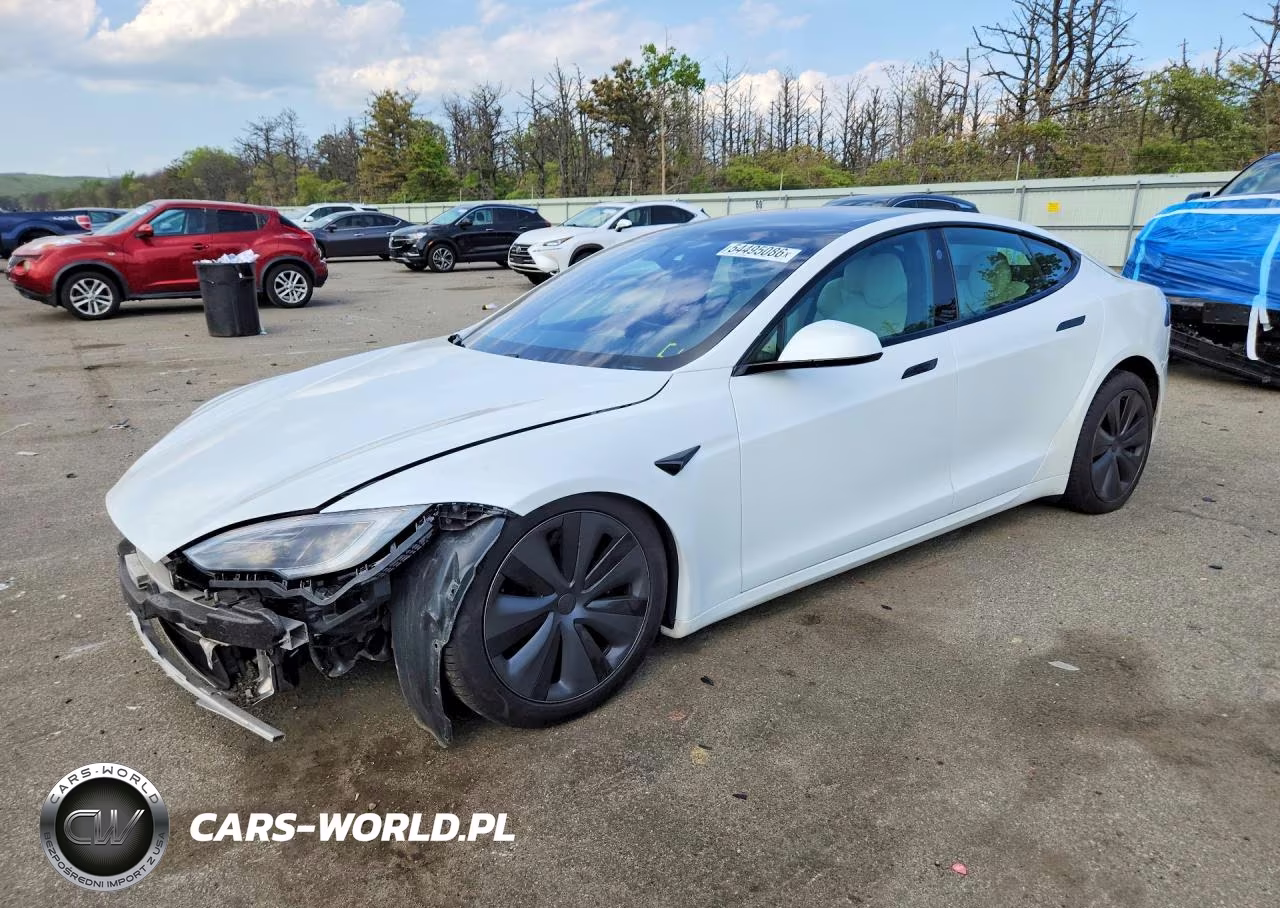 2022 Tesla Model S – zdjęcie 1 z 13