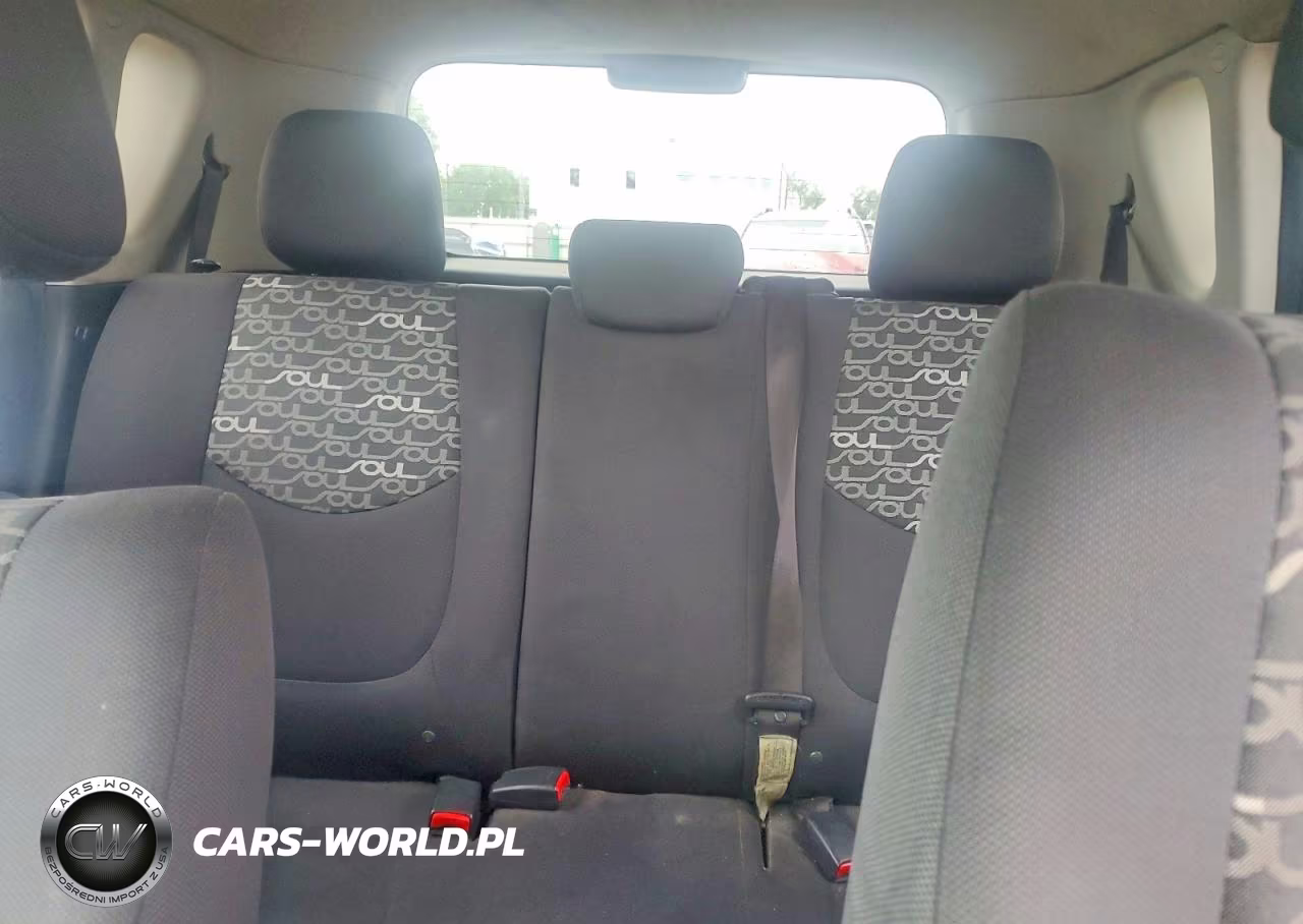 2011 Kia Soul + VIN:KNDJT2A22B7331728 - 10