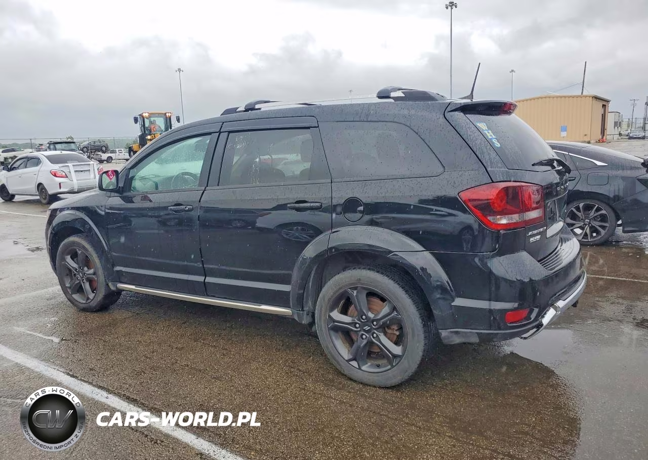 2019 Dodge Journey Crossroad VIN:3C4PDCGB4KT731676 - 2