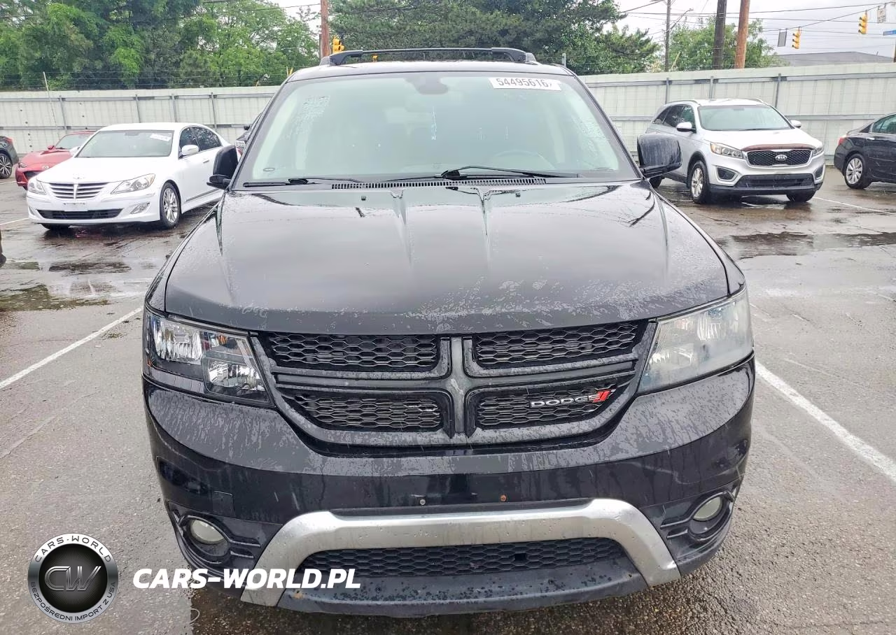 2019 Dodge Journey Crossroad VIN:3C4PDCGB4KT731676 - 5